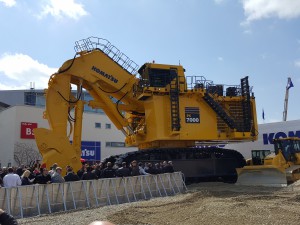 Komatsu PC7000 (2)